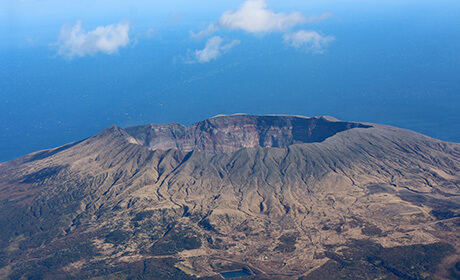 三宅島のおすすめスポット・雄山