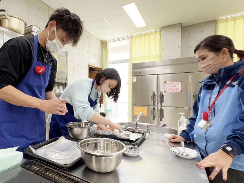 ちんすこう作り